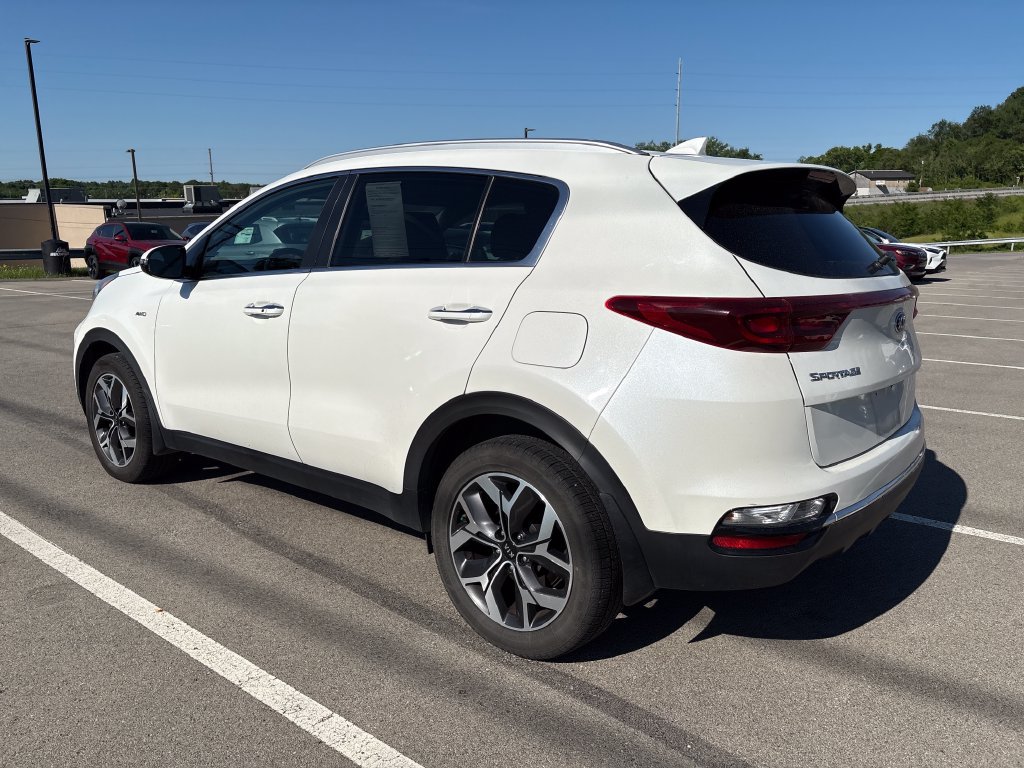 Used 2021 Kia Sportage EX AWD/4WD image 3