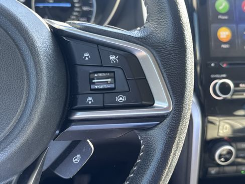 Certified 2022 Subaru Ascent Limited w/ Technology Package image 15