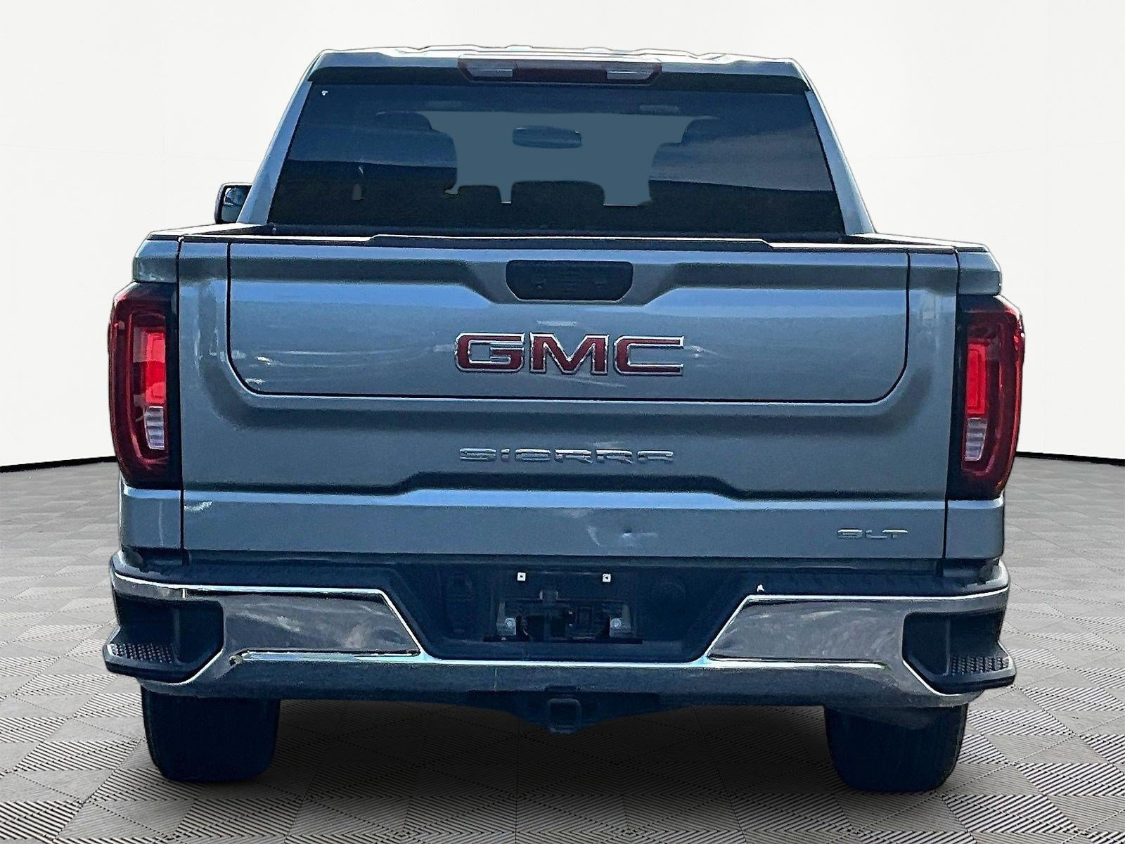 Used 2025 GMC Sierra 1500 SLT AWD/4WD image 5