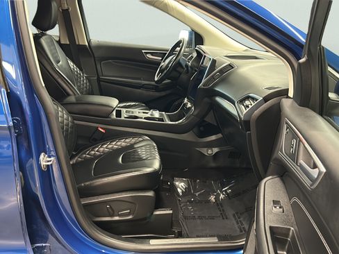 Used 2024 Ford Edge Titanium AWD/4WD image 17