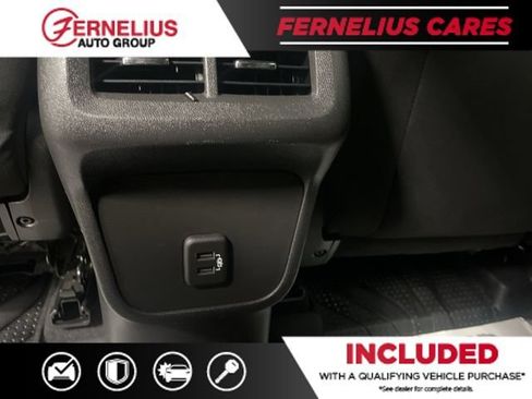 Used 2021 Chevrolet Equinox LT AWD/4WD image 30