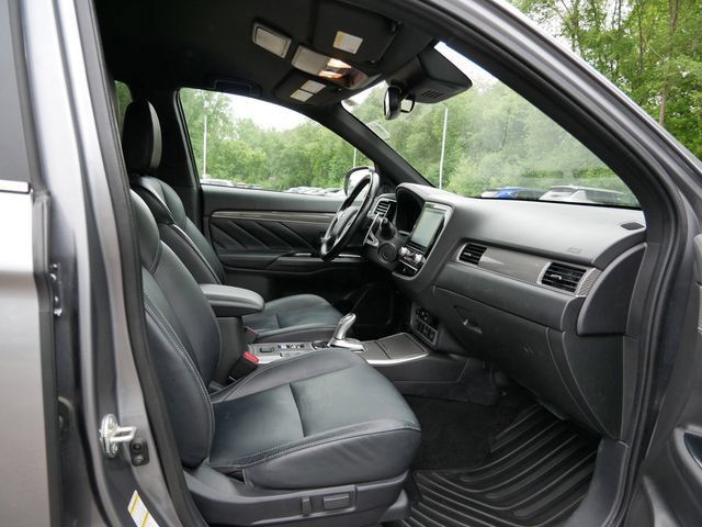 Used 2022 Mitsubishi Outlander SEL AWD/4WD image 8