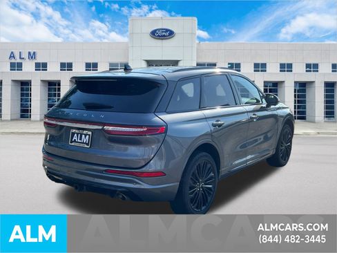 Used 2025 Lincoln Corsair Reserve w/ Equipment Group 202A image 5