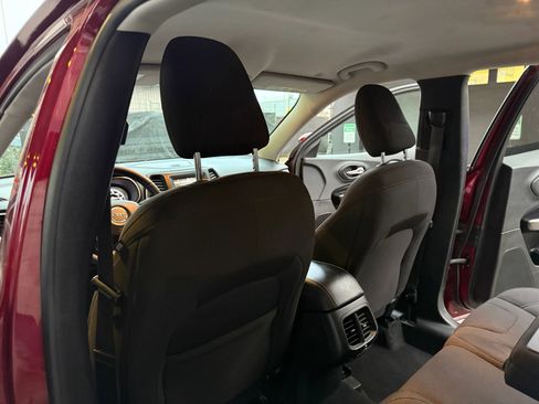 Used 2020 Jeep Cherokee Latitude w/ Cold Weather Group image 13