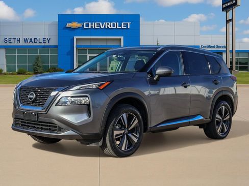 Used 2023 Nissan Rogue SL image 3