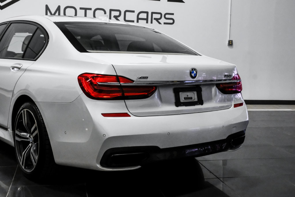 Used 2016 BMW 750i xDrive AWD/4WD image 15