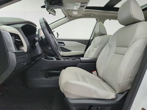 Used 2022 Nissan Rogue SV w/ SV Premium Package AWD/4WD image 10
