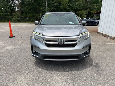 Used 2019 Honda Pilot Touring image 3