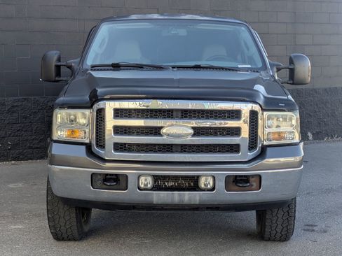 Used 2006 Ford F350 XL image 2