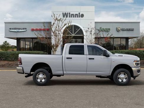 New 2026 RAM 2500 Tradesman w/ Chrome Appearance Group AWD/4WD image 21