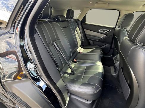 Used 2019 Land Rover Range Rover Velar S image 27