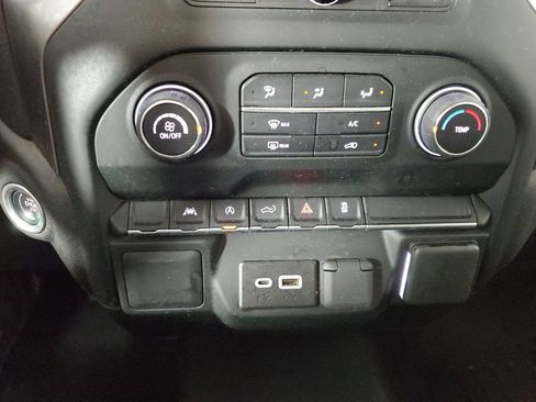Used 2022 Chevrolet Silverado 1500 Custom AWD/4WD image 31