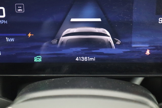 Used 2024 Chevrolet Equinox EV LT FWD image 40