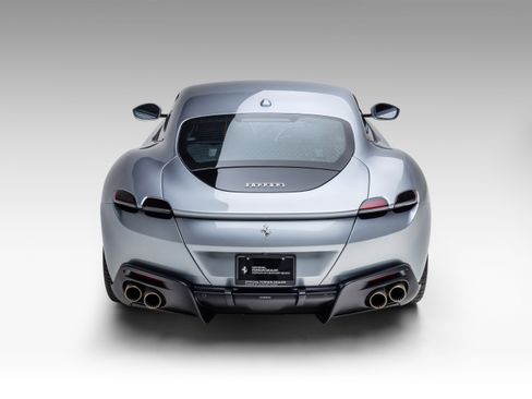 Used 2023 Ferrari Roma RWD image 14