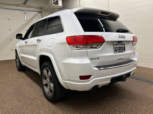 Used 2016 Jeep Grand Cherokee Overland AWD/4WD image 4