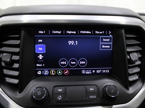 Used 2023 GMC Acadia SLT w/ Elevation Edition image 15