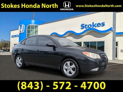 Used 2009 Hyundai Elantra SE FWD image 1