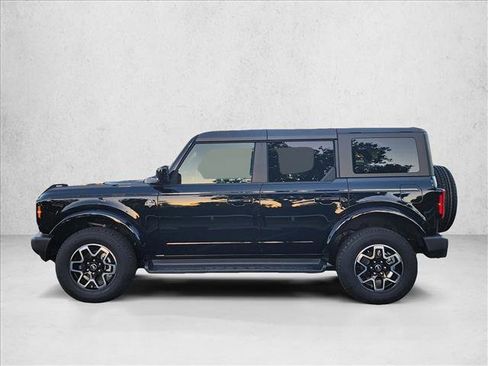 Used 2025 Ford Bronco Outer Banks AWD/4WD image 9