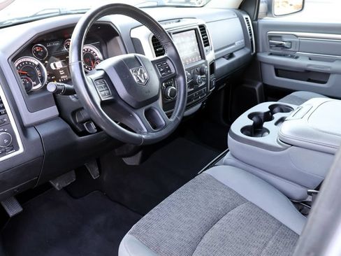 Used 2018 RAM 1500 Lone Star RWD image 3