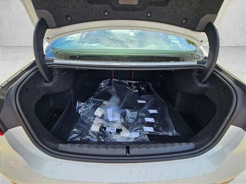 Certified 2026 BMW 430i Coupe w/ M Sport Package image 13