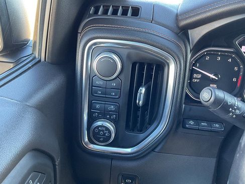 Used 2019 GMC Sierra 1500 AT4 w/ AT4 Premium Package image 26