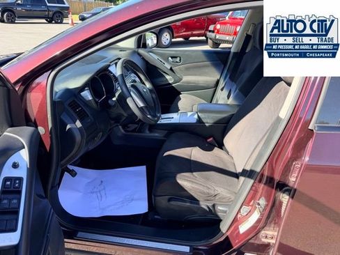 Used 2013 Nissan Murano S AWD/4WD image 17