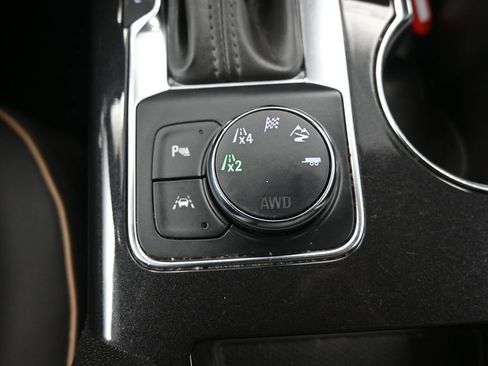 Used 2022 Chevrolet Blazer Premier w/ Enhanced Convenience Package AWD/4WD image 23
