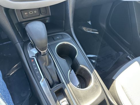 Certified 2024 Chevrolet Equinox LT image 17