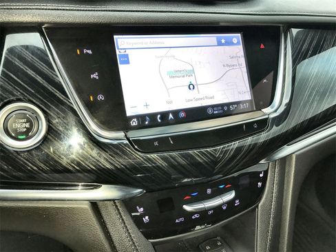 Used 2023 Cadillac XT6 Premium Luxury image 16