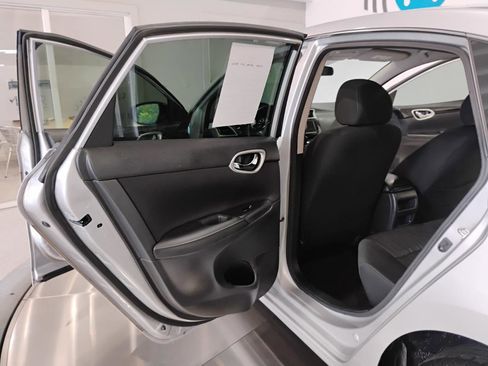 Used 2019 Nissan Sentra SV FWD image 54