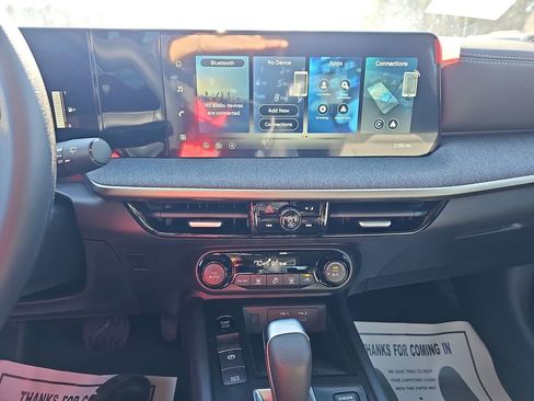 New 2026 Nissan Kicks SV image 24