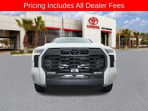 New 2025 Toyota Tundra Limited AWD/4WD image 32
