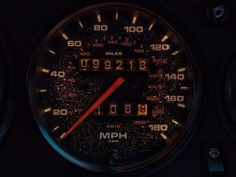 Used 1991 Porsche 911 Carrera image 28