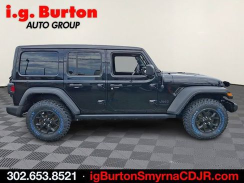 Used 2022 Jeep Wrangler Unlimited Sport AWD/4WD image 7