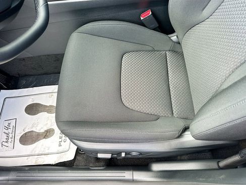 New 2026 Kia Sportage S image 18