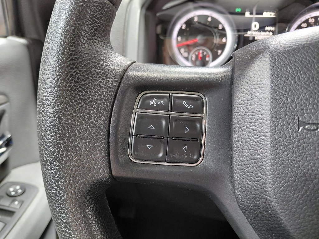 Used 2019 RAM 1500 Classic SLT AWD/4WD image 31