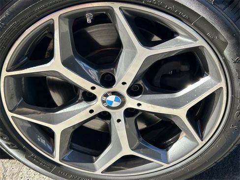 Used 2017 BMW X1 sDrive28i image 6