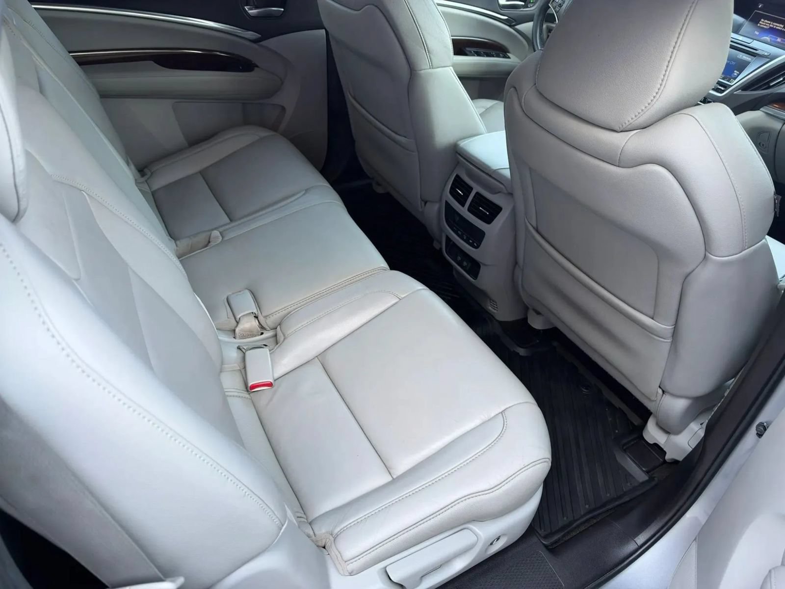 Used 2017 Acura MDX SH-AWD image 17