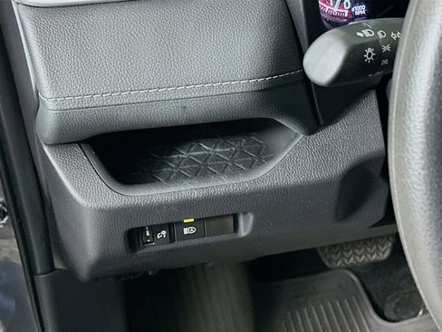 Used 2024 Toyota RAV4 LE image 17