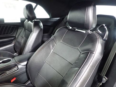 Used 2021 Ford Mustang GT Premium RWD image 22