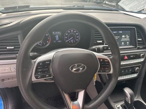 Used 2019 Hyundai Sonata SE FWD image 13
