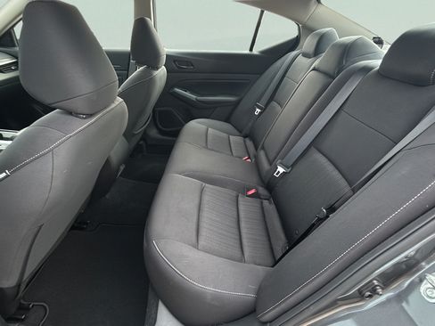 Used 2025 Nissan Altima 2.5 SV w/ SV Premium Package FWD image 14