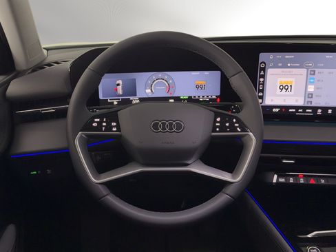 Used 2026 Audi Q3 quattro 2.0T w/ 20" Wheel Package image 20