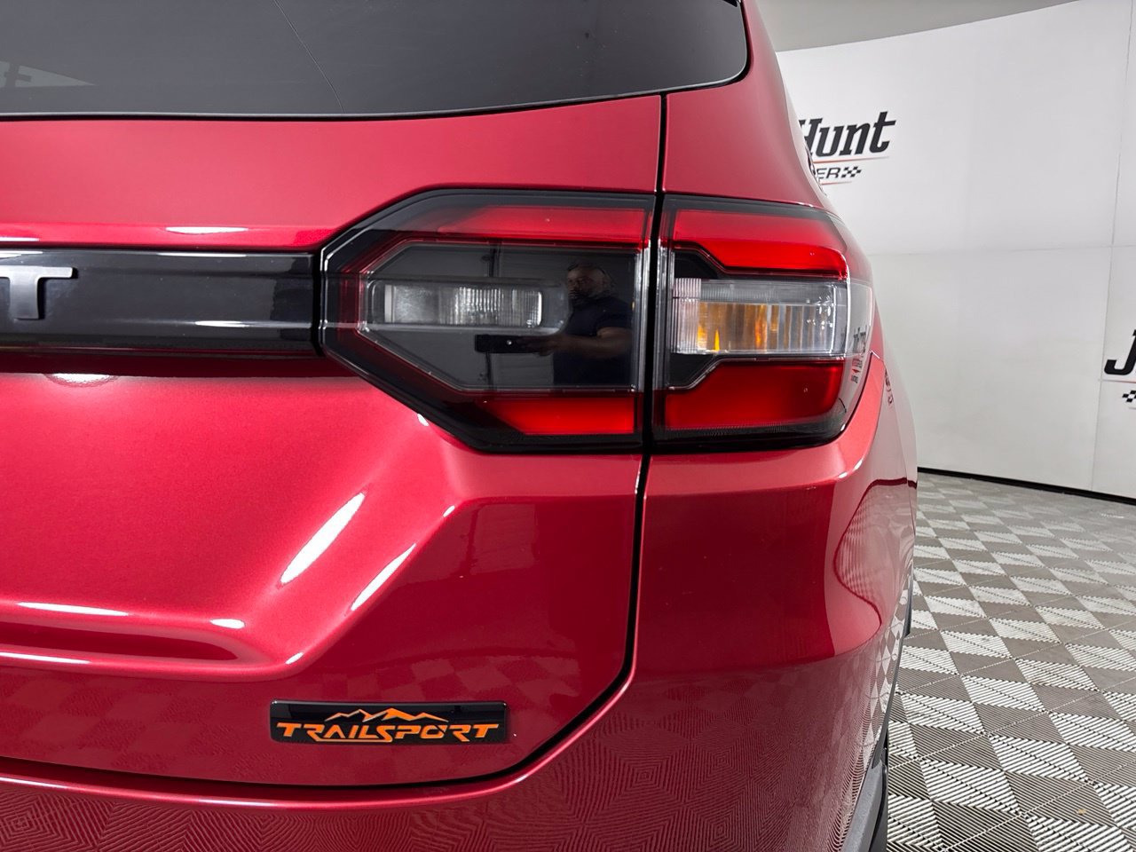 Used 2025 Honda Pilot TrailSport image 39