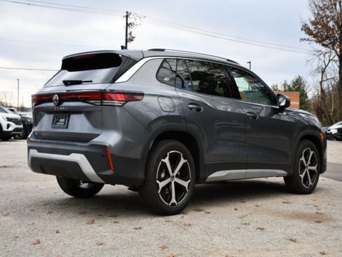 New 2026 Volkswagen Tiguan SE image 7