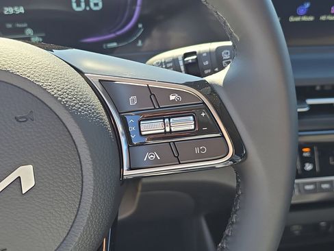 New 2026 Kia Seltos S FWD image 30