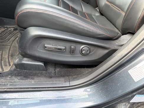Used 2025 Honda CR-V Sport Touring image 12