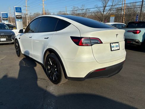 Used 2021 Tesla Model Y Long Range image 5