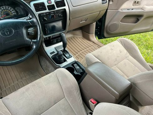 Used 2001 Toyota 4Runner SR5 AWD/4WD image 72