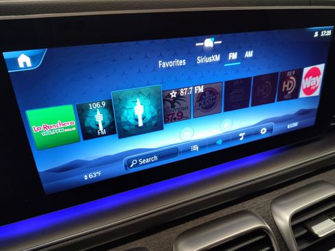 New 2026 Mercedes-Benz GLS 450 4MATIC image 21